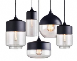 Glass pendent light