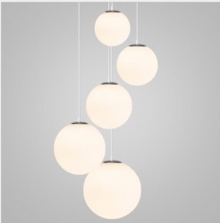 Glass pendent light