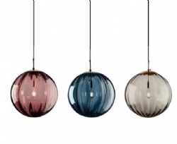 Glass pendent light